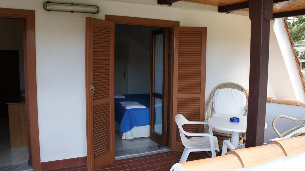 Le Roccette Mare Beach Hotel & Restaurant Tropea Quarto foto