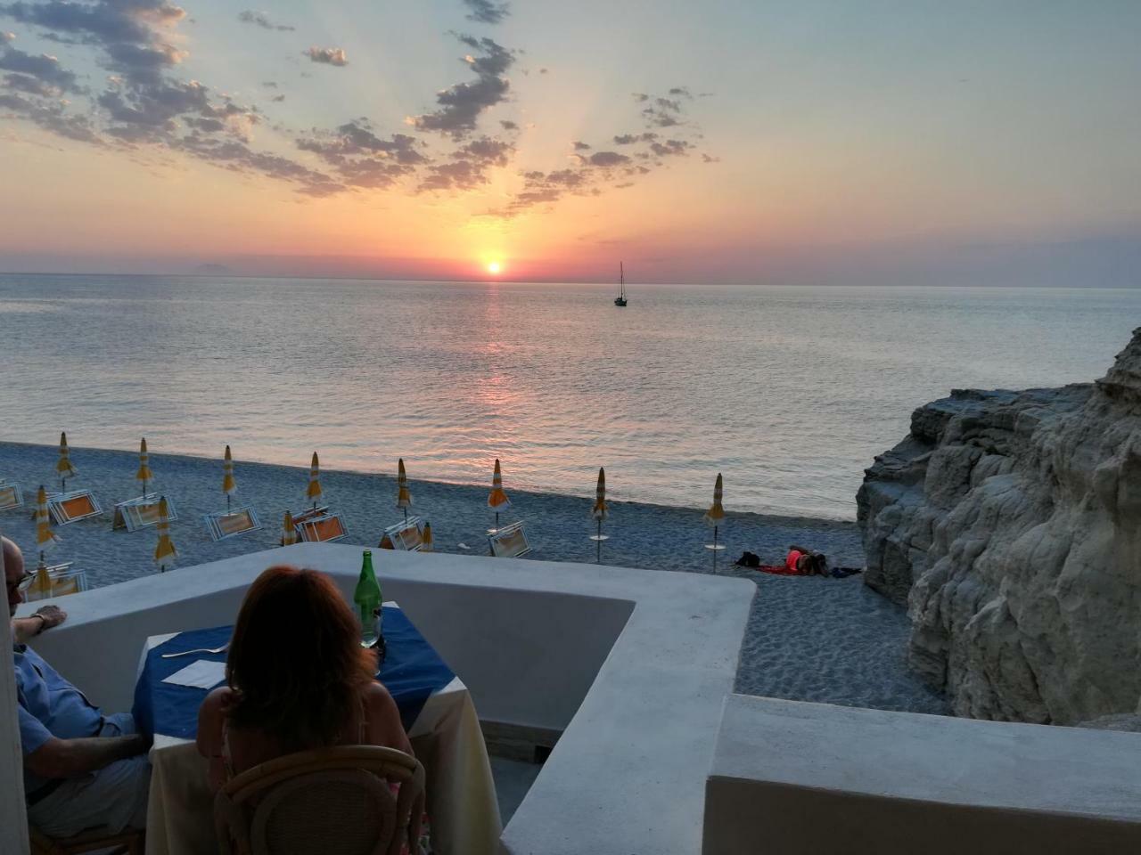 Le Roccette Mare Beach Hotel & Restaurant Tropea Exterior foto
